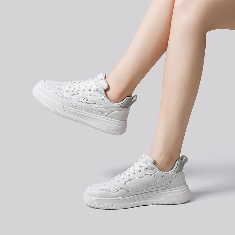 Huili WXY-L950C Unisex Casual Lace-Up Athletic Shoes