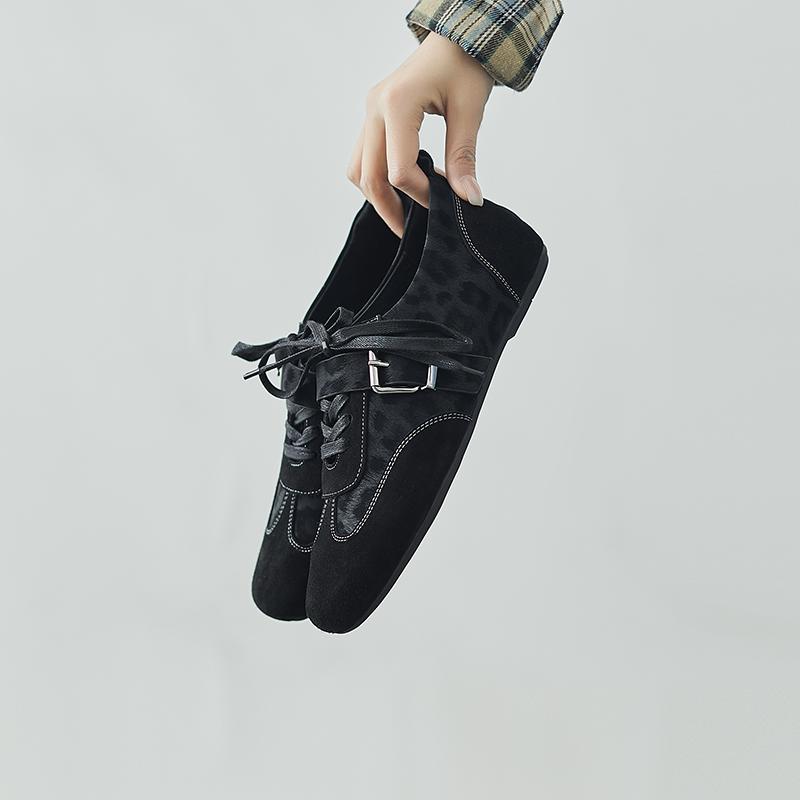 Fashion Brand Shoes Woman 2025 Trend Autumn New Vintage Suede Loafers Women's Casual Flats Shoes British Style Flat Single Shoes Pumps