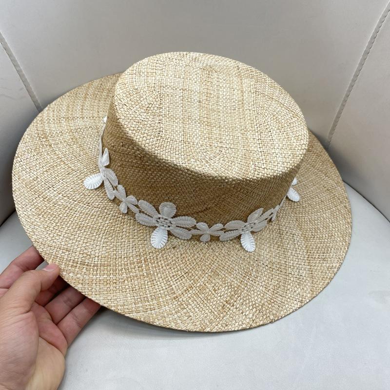 New Fashion Handmade High Quality Designer Hat Women Wide Brim Beige Ribbon Vintage Straw Cap Sun Hat Beach Designer Hats