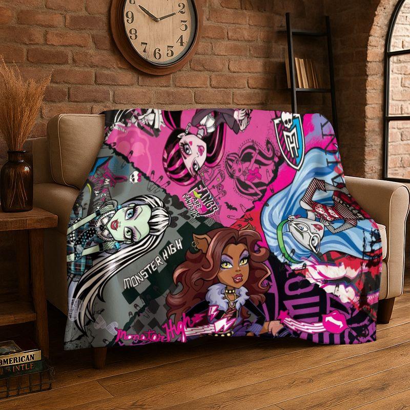 Cartoon Monster High Draculaura Vampire Soft Flannel Throw Blanket,Cozy Blanket for Bed,Couch,Sofa,Bedroom,Living Room,Picnic