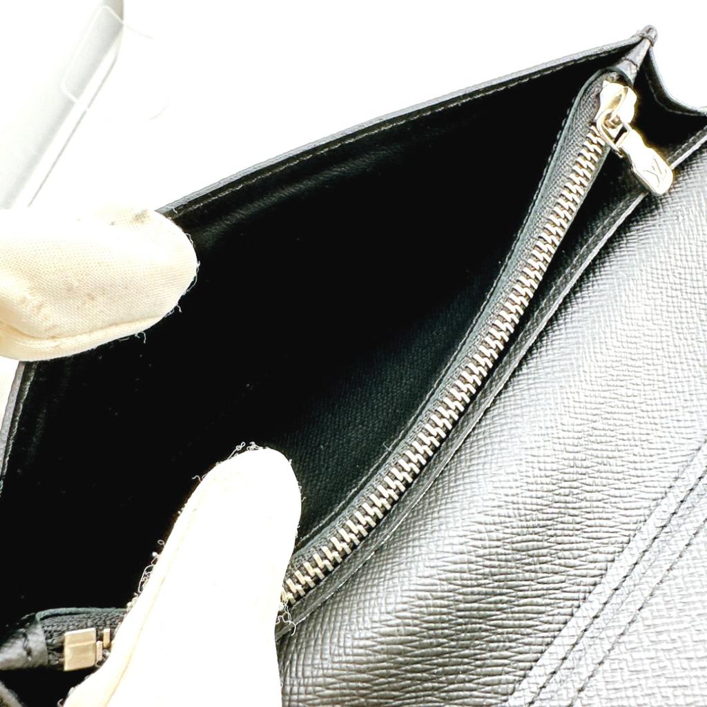 LOUIS VUITTON Longwallet Epi leather portefeuille brazza M60622 purse Noir Black Used