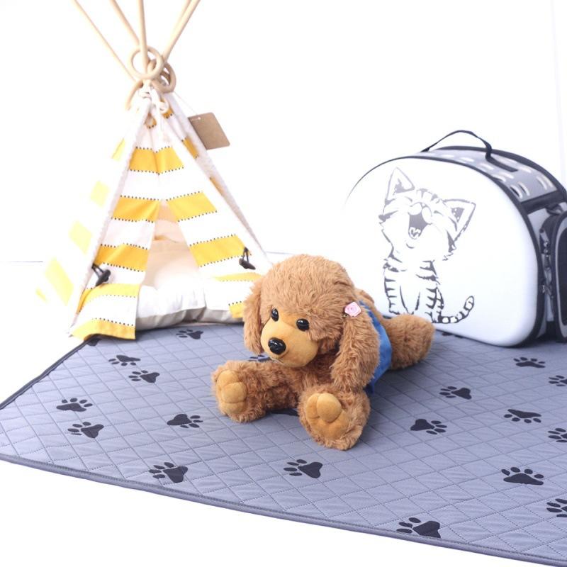 Tapis absorbant réutilisable pour chien Couche absorbante réutilisable Tapis urinaire pour animal de compagnie Tapis d'entraînement lavable pour chiot Tapis de lit pour animal de compagnie Tapis d'urine pour petit animal Tapis de couchage pour petit animal