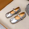 Flat Shoes Women Novelty Split Toe Flat Shoes Quality Leather Mary Janes Japanese Style Trotters Flats Ankle  Loafers Women
