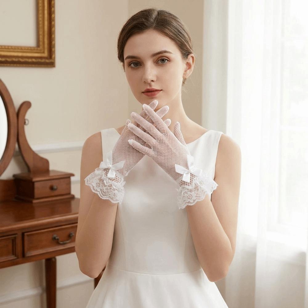 Lace Women Driving Gloves Five-finger Wedding Gloves Elegant Fishnet Mittens Summer