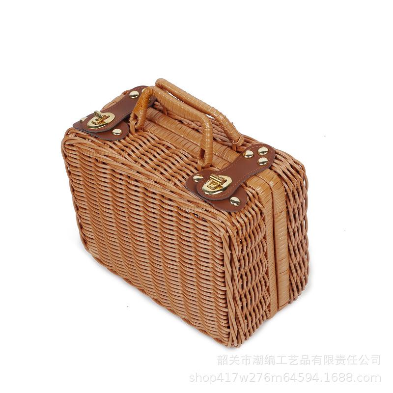 

Retro Suitcase for Girlfriend and Best Friend Gift Box Advanced Creative Wedding Souvenir Holiday Gift Box Retro Handbag S 26X18X11CM