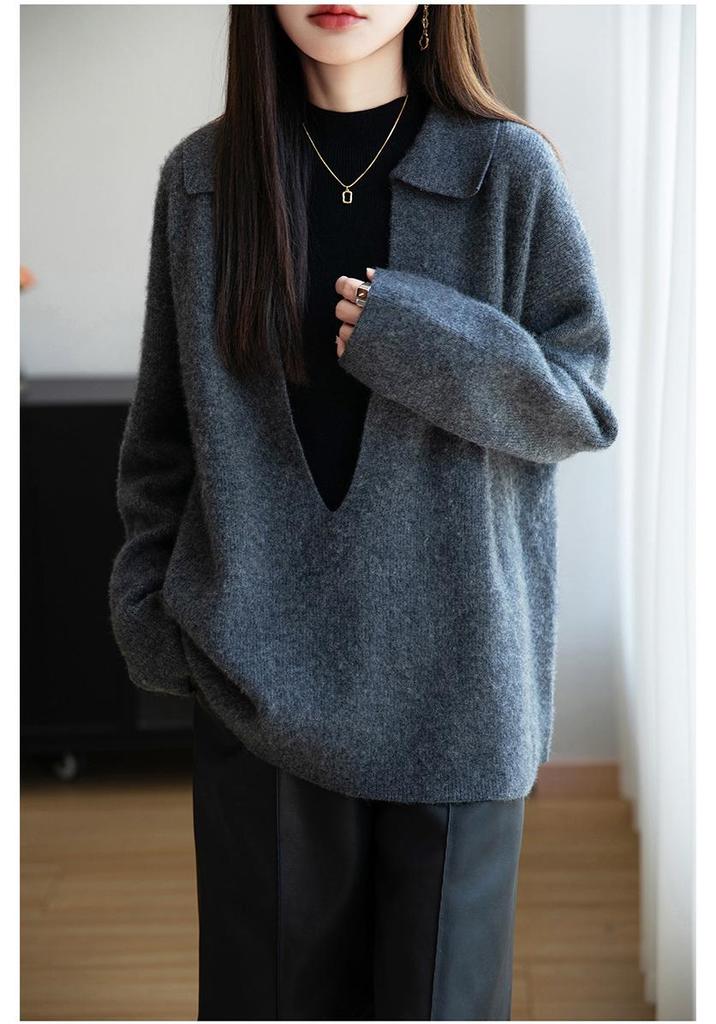 2025 Autumn/Winter Women's Pure Wool V-Neck Knit Polo - Casual Loose Pullover