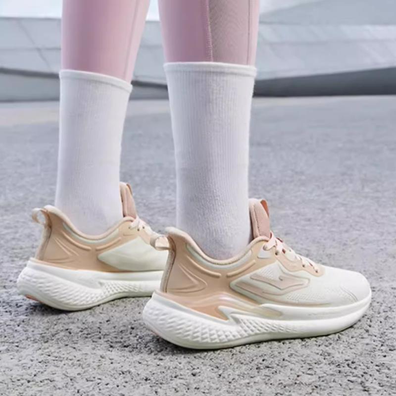 Erke Lace-Up Comfortable Versatile Shock-Absorbing Non-Slip Mid-Top Running Shoes Women sneakers Pink White 51123403209-001