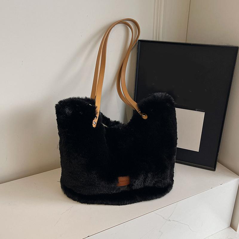 Women Plush Shoulder Bag Fluffy Furry Satchel Bag Large Capacity Fuzzy Purse Handbag for Work Travel Shopping