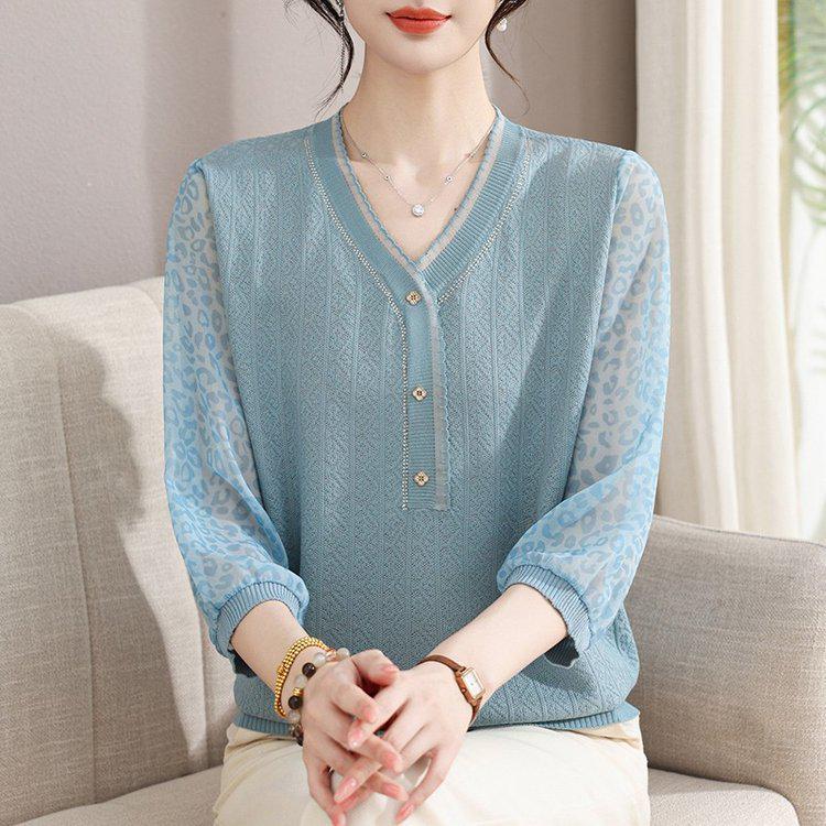 Chic V-Neck Hollow Knit T-Shirt for Middle-Aged Women - Loose, Comfortable Casual Top
