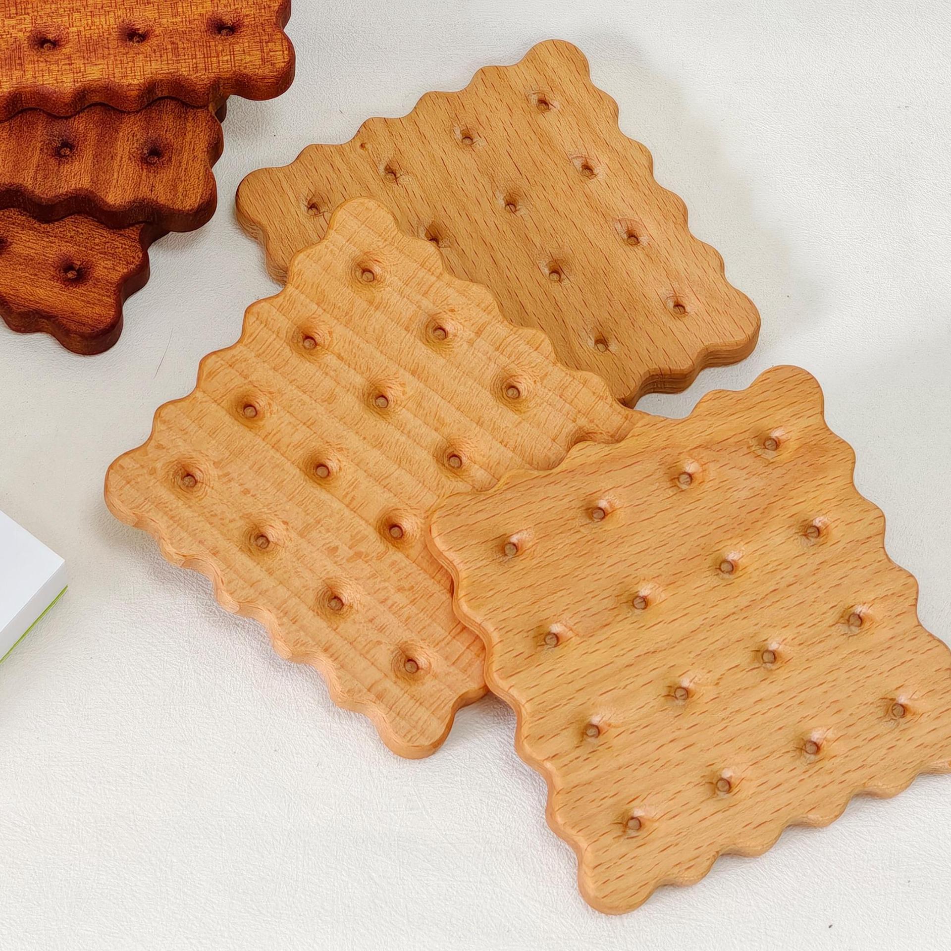 Solid Wood Easter Theme Biscuit Shaped Coaster Anti-Scald Mat for Crafts and Tabletops