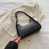 Simple 2025 New Solid Color Small Fresh Fashionable Popular Commuter Retro Chain Single Shoulder Portable Underarm Women's Bag