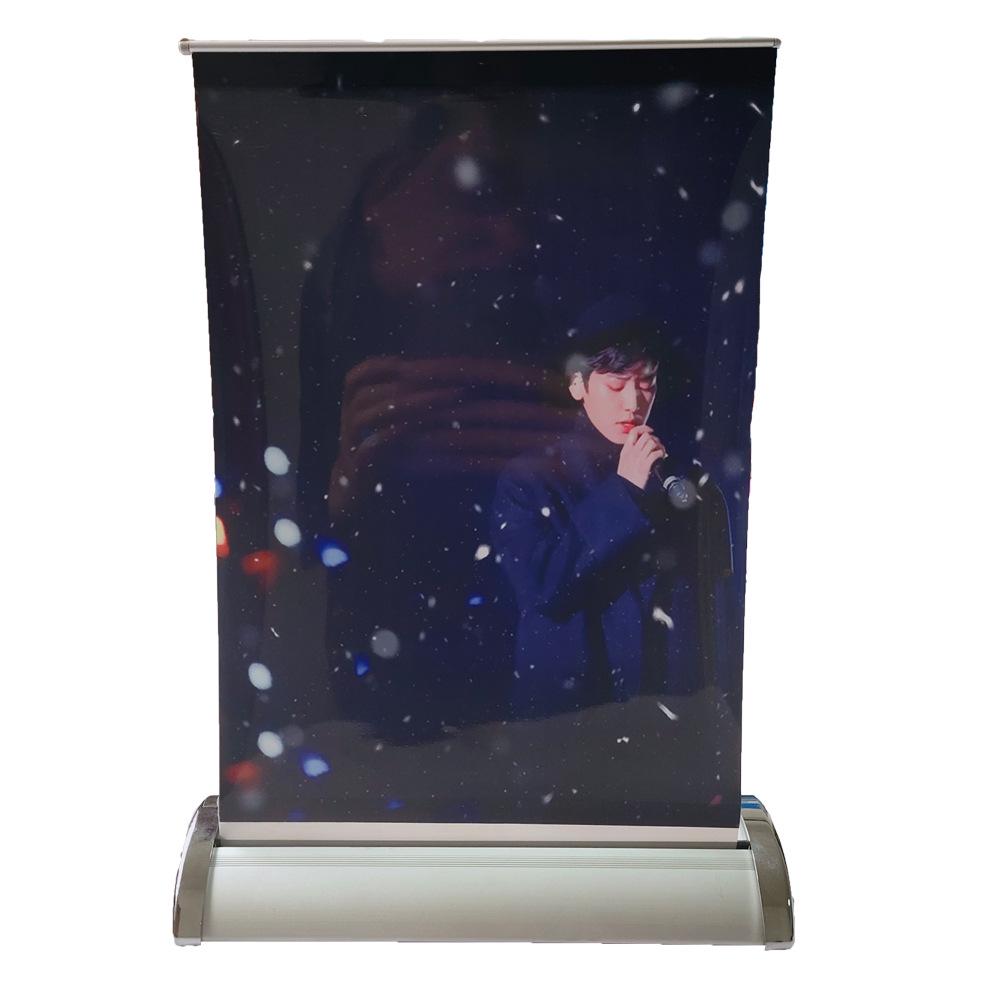 Desktop Mini X-Banner Poster Stand: Foldable Roll-Up Display Holder for Advertising