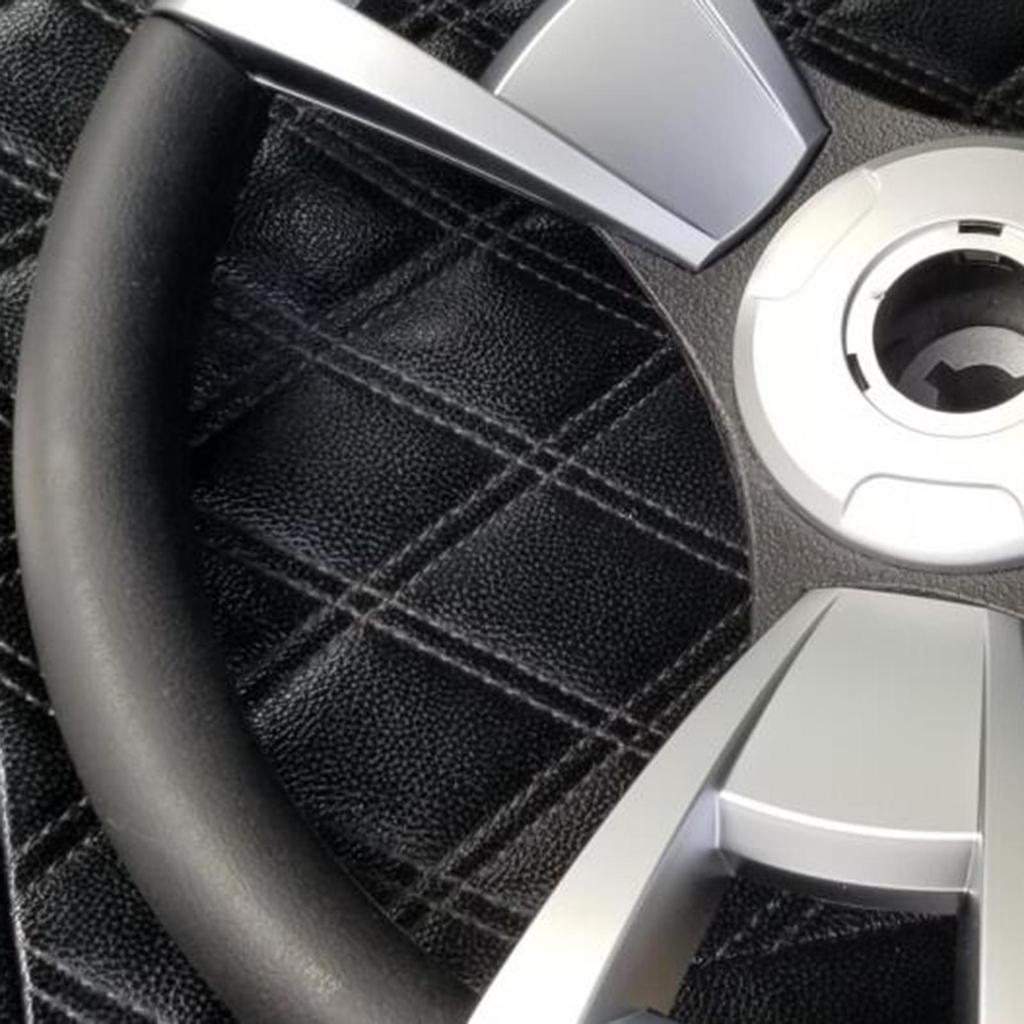 Boat Steering Wheel with Polished Chromed ABS Spoke & Center Inserts Keyed Hub