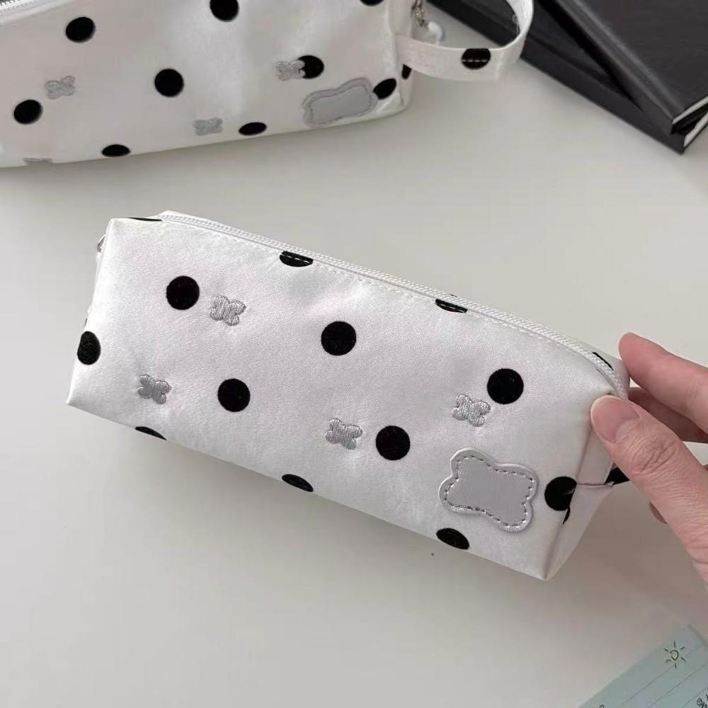 Durable Polka Dot Jewelry Bag Lightweight Large-capacity Black White Makeup Bag Multifunctional Portable Storage Bag Travel Use