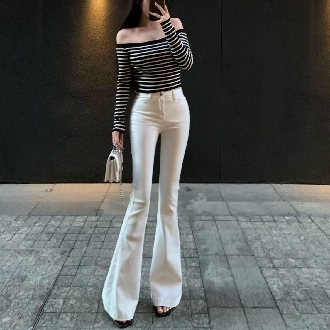 

Белые зауженные джинсы клеш с высокой посадкой для женщин - Весенняя коллекция XS