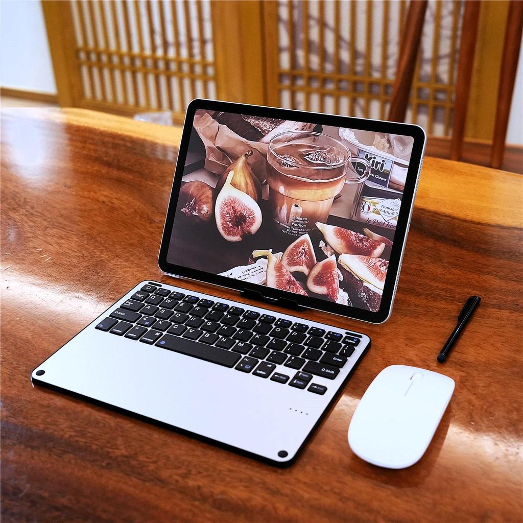 New 2024 iPad Air 5/6 10.9-inch Display Prop (Not a Real Device)