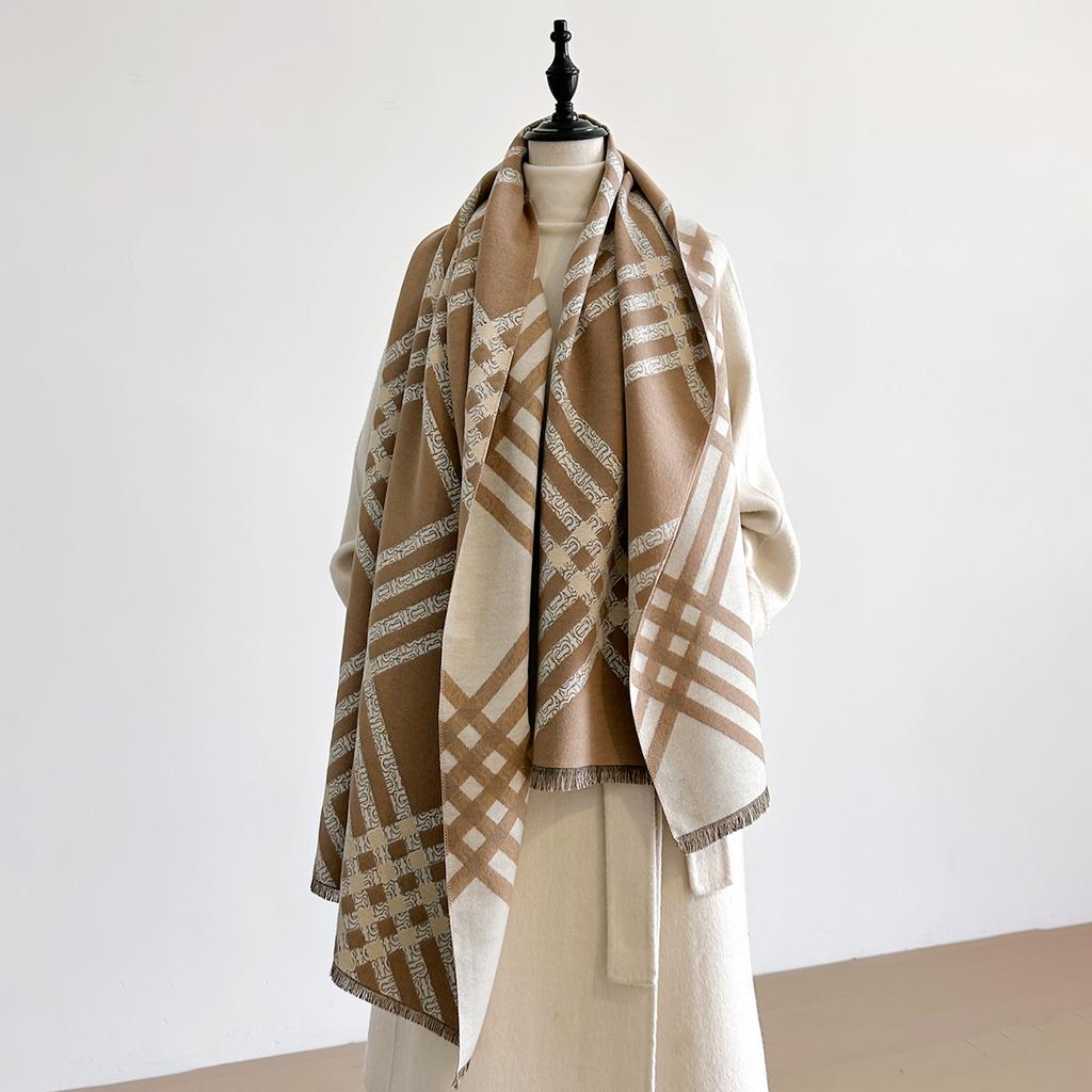 New Brand Elegance Two-Sided Print Scarf Soft Warm Fringe Pashmina Shawl Autumn and Winter Outdoor Coldproof Windproof Blanket