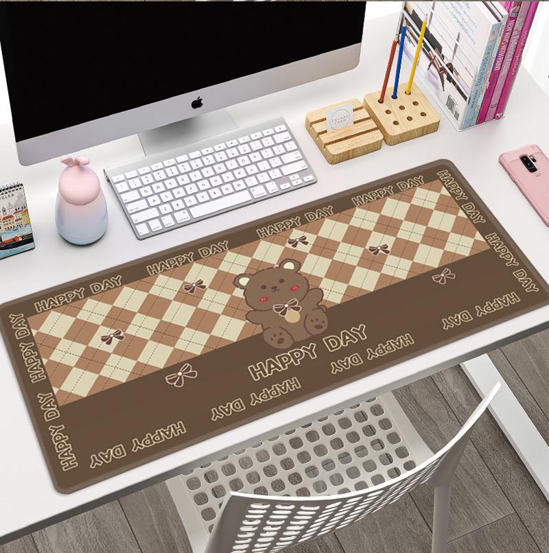 Extra Large Cute Checkered Mouse Pad, Flower Bear Design, Desk Mat for Laptop and Keyboard