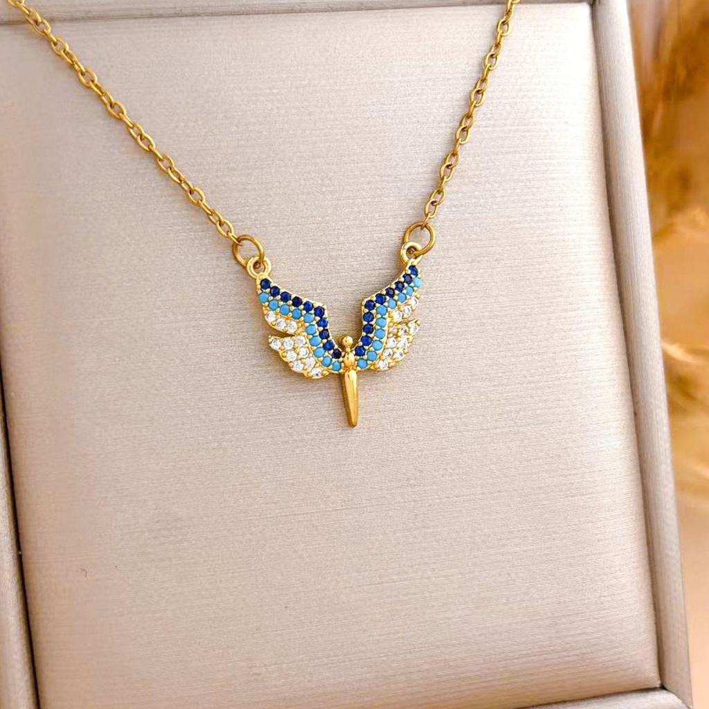 Gradient Diamond Feather Sword Pendant Necklace with Angel Wings Design