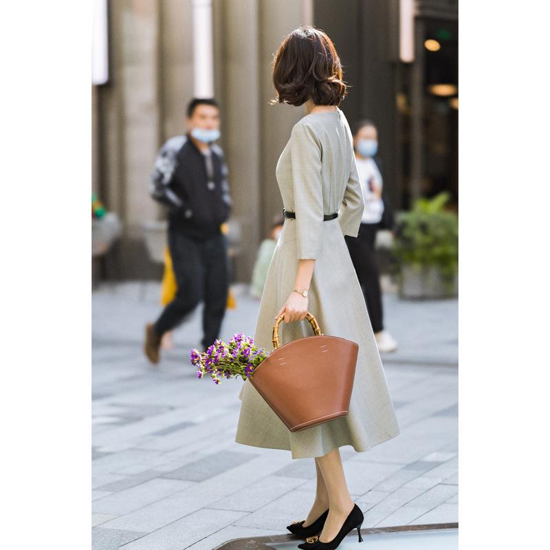 Spring and Autumn Women's Long Sleeve Round Neck Vintage Fashion Airy Bottom Dress