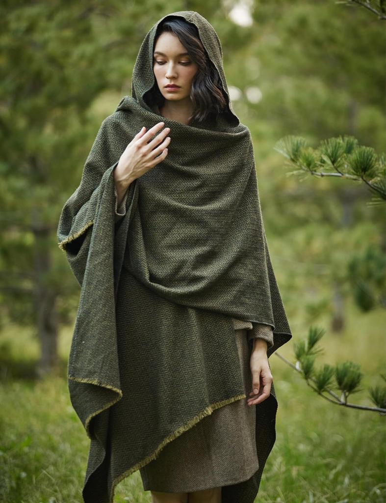 BEAUTELICATE Hooded Knee Cold Everyday Cosplay Cloak Women's Poncho, Large, Long, Wrap, Wrap, Cape, Cloak, Protection, Unisex, Use,