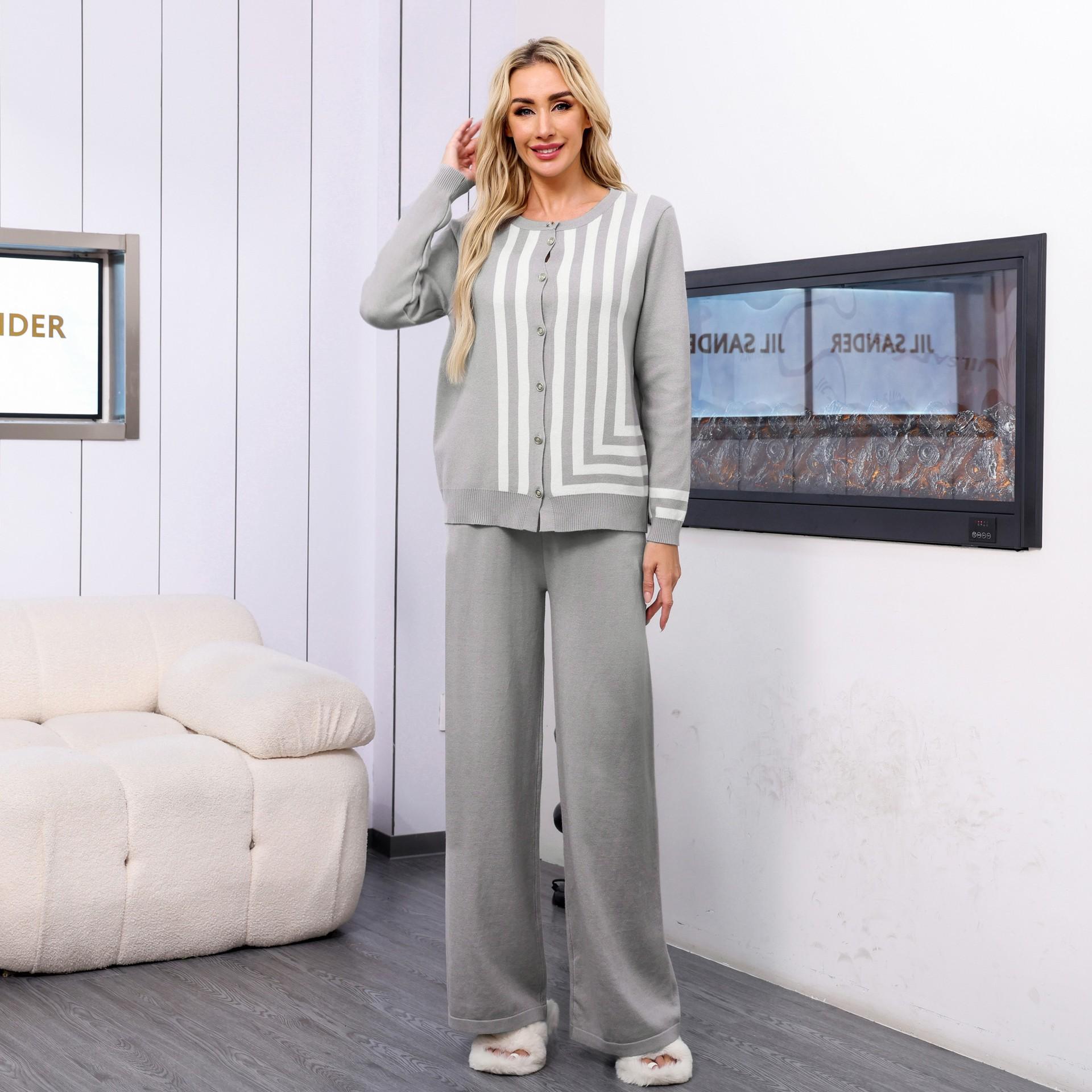 

Полосатый контрастный цвет однобортный вязаный кардиган с длинными рукавами широкие брюки вязаный комплект из двух предметов One Size серый