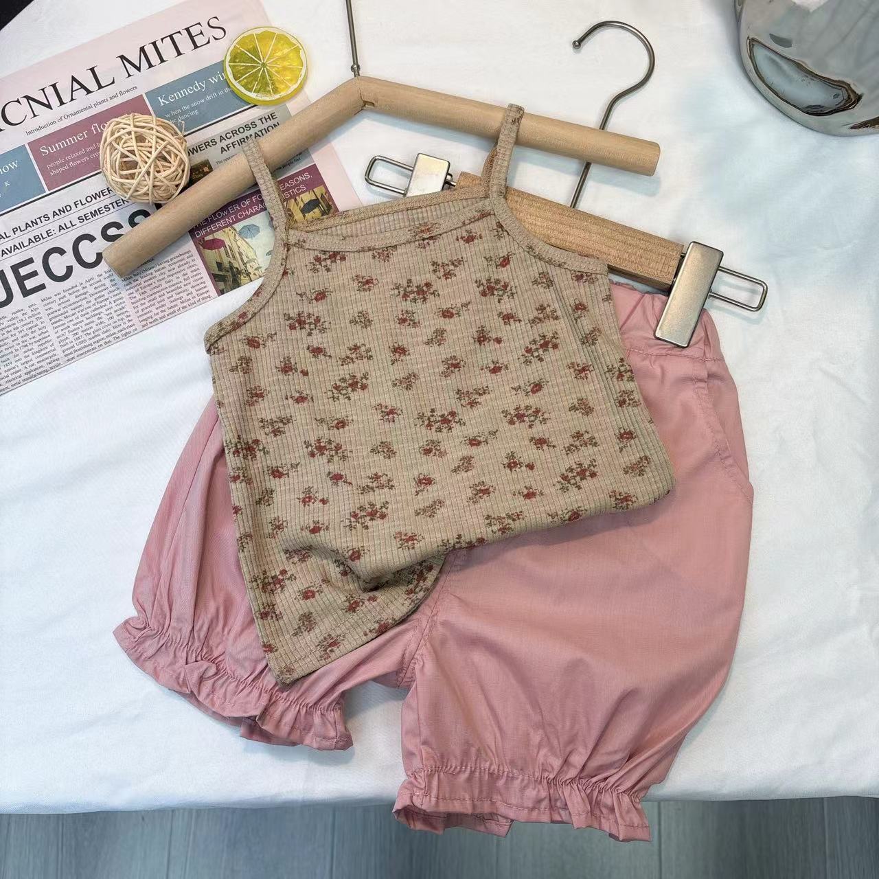 Summer Girls Floral Camisole And Cuffed Pants Set Cute Baby Two Piece Outfit 80