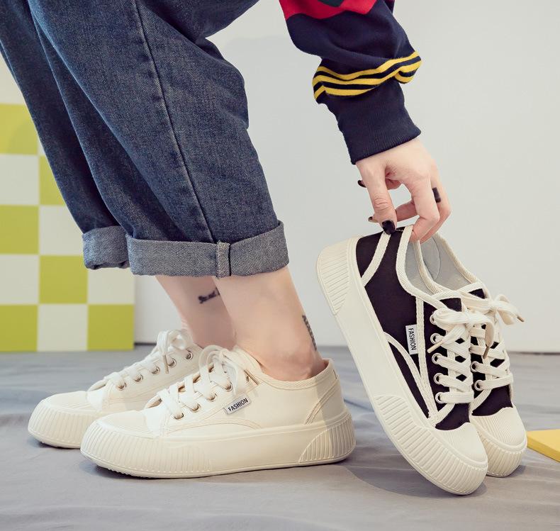 2025 spring and summer new canvas shoes women's versatile flat-soled white shoes summer breathable student cloth shoes popular women's shoes