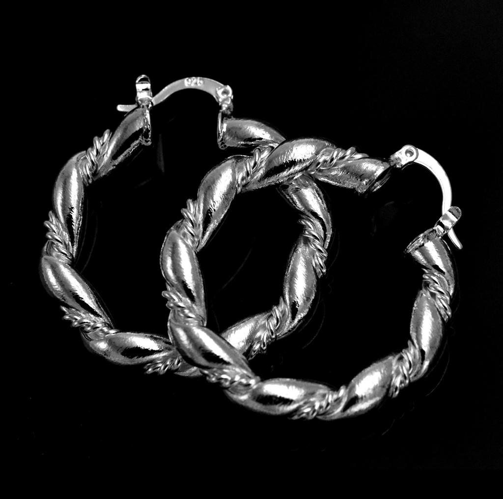 Silver-plated earrings S925 silver earrings Korean style exquisite women's fashion jewelry silver jewelry retro twisted rope hoop earrings
