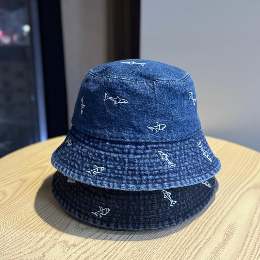 2026New trendy denim bucket hat for women, spring and autumn, washed vintage with letter embroidery, versatile outdoor sun protection hat