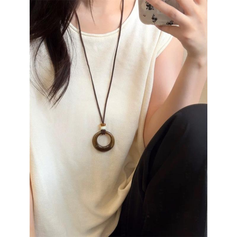 Vintage Ethnic Style Brown Hollow Geometric Circle Long Pendant Necklace For Women