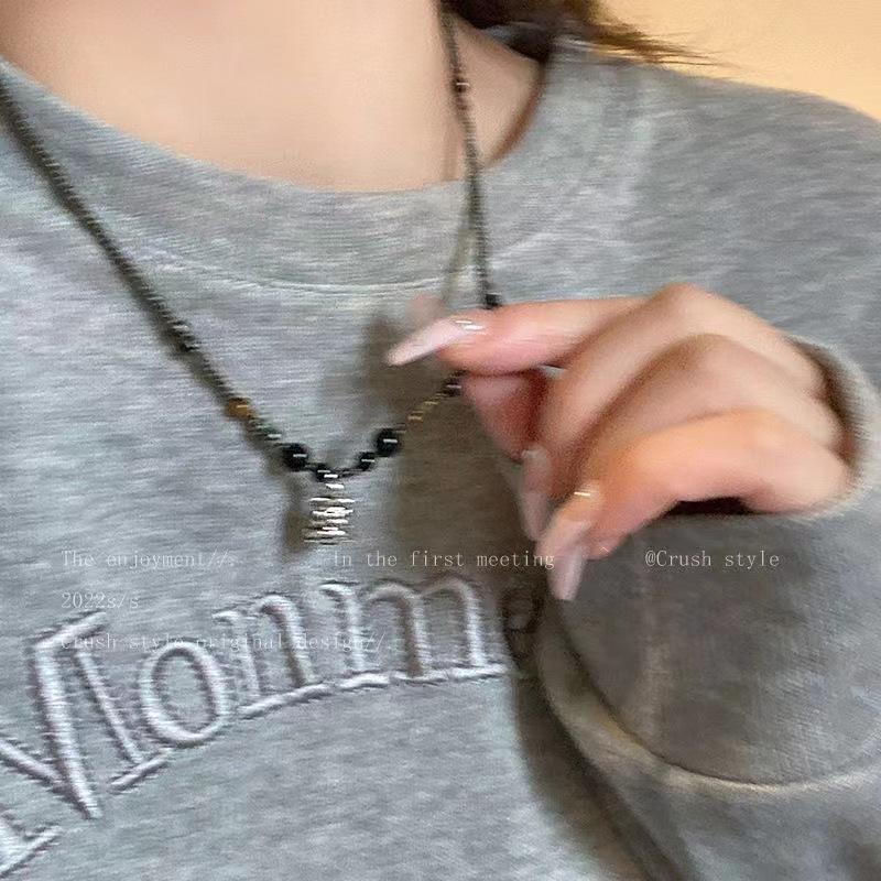 New Chinese ethnic style beaded lion pendant necklace femininity retro versatile design sense collarbone chain