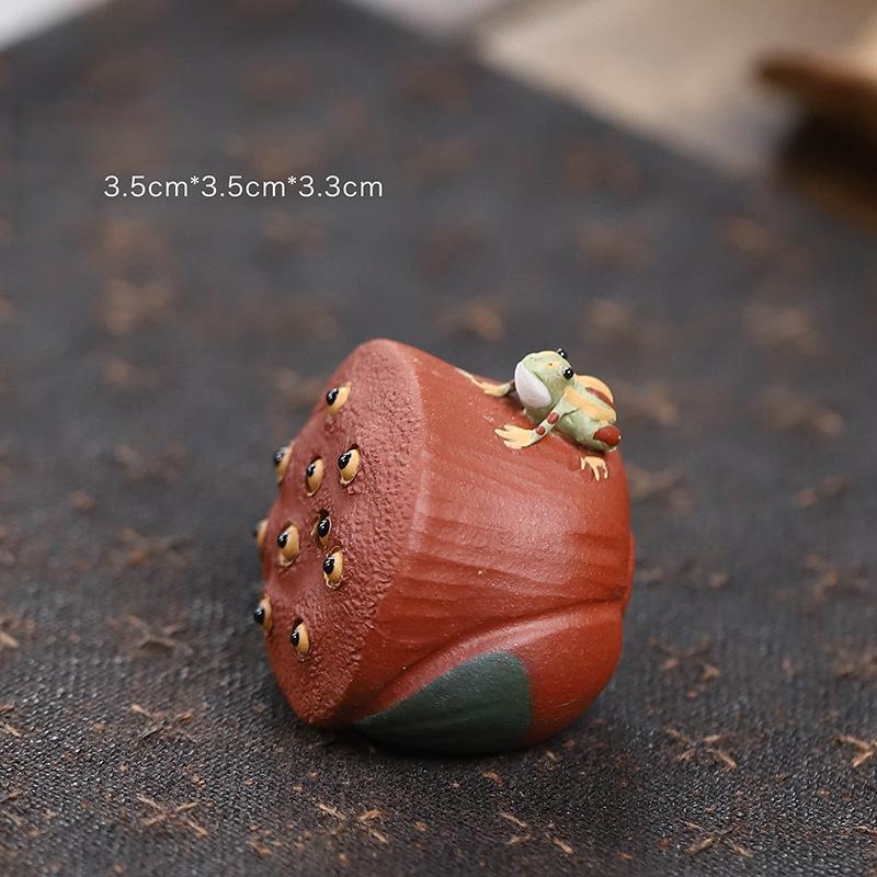 Lucky Purple Clay Small Frog Statue Tea Pet Tea Art Ornaments Chinese Kung Fu Tea Handicrafts Tea Ceremony Decor Accessories