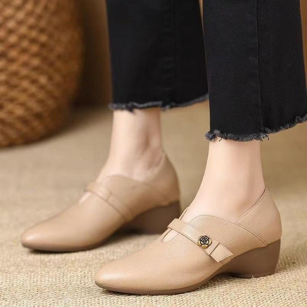 Zapatos de Tacón Cómodos de Punta Afilada para Mujer, Otoño Nuevos Zapatos de Suela Blanda, Zapatos de Cuero Pequeños, Zapatos de Un Pie