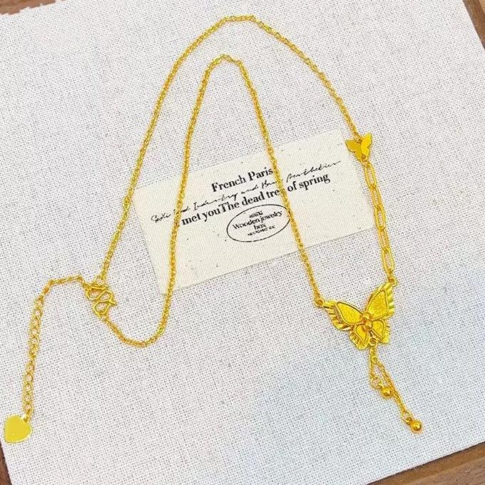 Butterfly pendant necklace double-layer three-dimensional tassel butterfly collarbone chain for gifts