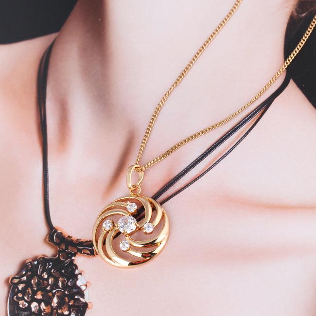 High-Quality Zircon Pendant Necklace - Trending Hot Item