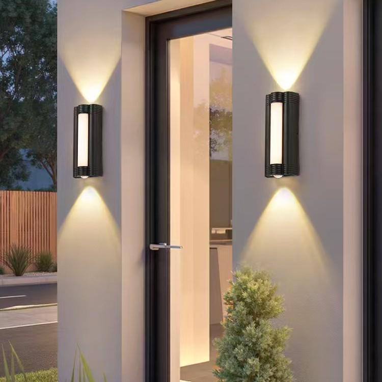 Retro Waterproof Outdoor Wall Lamp for Corridor, Balcony, or Courtyard