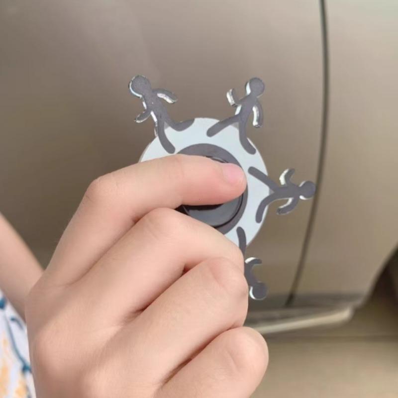 Running Dynamic Fidget Spinner, A Stress-relieving Small Toy, Is Suitable As A Novel Party Gift for Adults