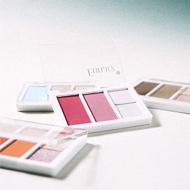Eunarz - Pure Gold Series Cheek & Eyeshadow Palette - 3 Types CP02 Bashful Strawberry - 6.9g