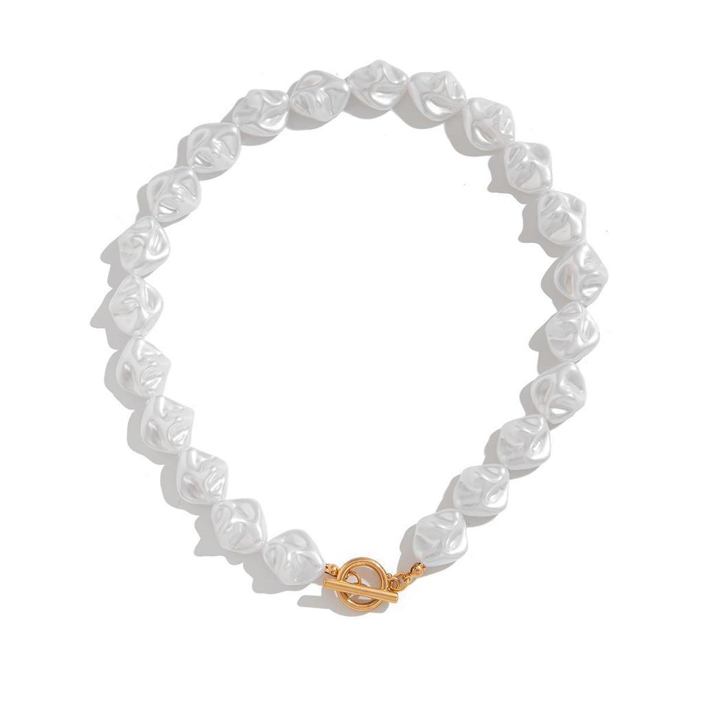 European & American Irregular Pearl Necklace: Luxurious Metallic Clavicle Chain Set