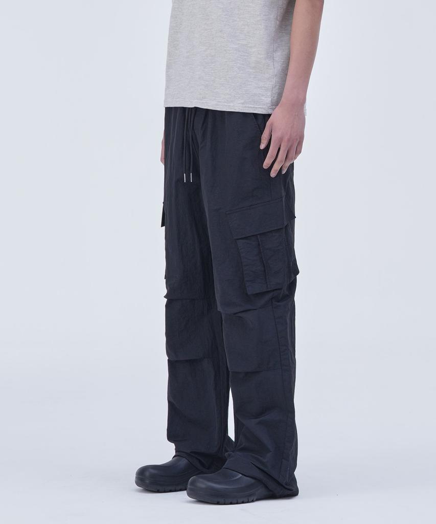 Peulojegteusseuli Solid String Nylon Pants [Black]_Cg2302