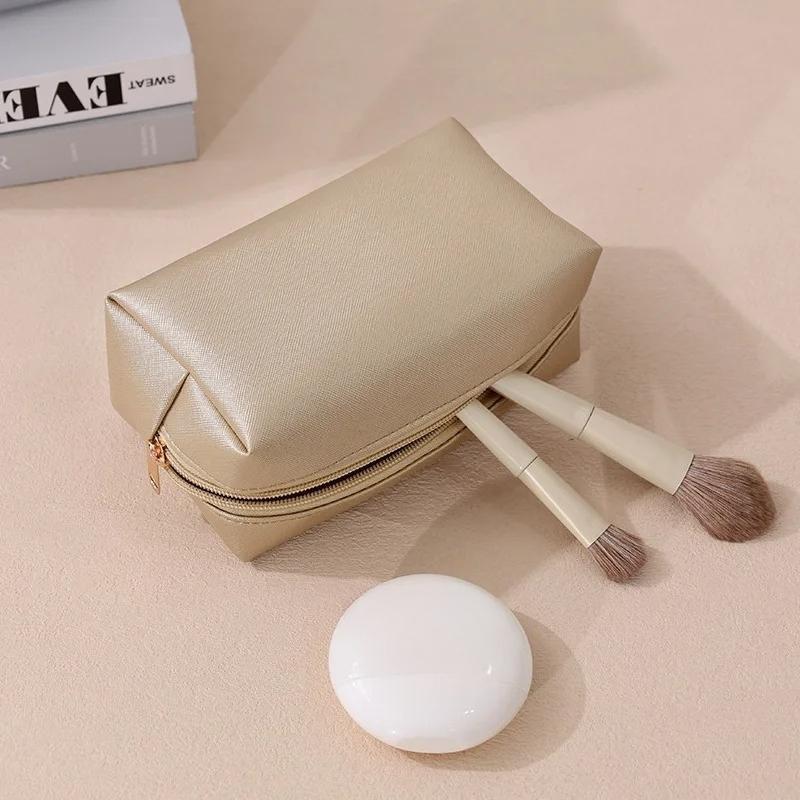Simple Travel Large Capacity Makeup Bag Cosmetic Storage Pouch Toothbrush Wash Bag Storage Case