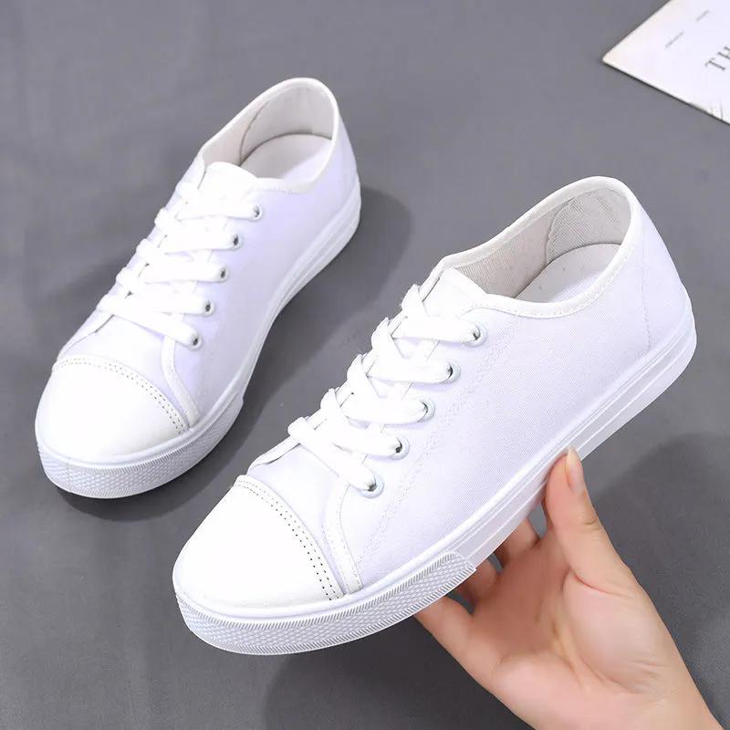 

Мужские летние однотонные дышащие тапочки, повседневная обувь, полые сандалии, мужские большие нескользящие сандалии, римская обувь на мягкой подошве 38 белый