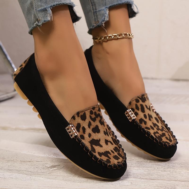 Women's Leopard Print Patchwork Loafers, Black Cover Slip-On Shoes with Metallic Chain Detail, Animal Print Fabric Upper, All-Season Comfort Footwear