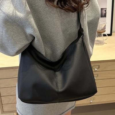 Kadınlar için Büyük Kapasiteli Büyük Çanta Sonbahar ve Kış Yeni Moda Omuz Çantası Çok Yönlü Seyahat Tote Kova Çantası