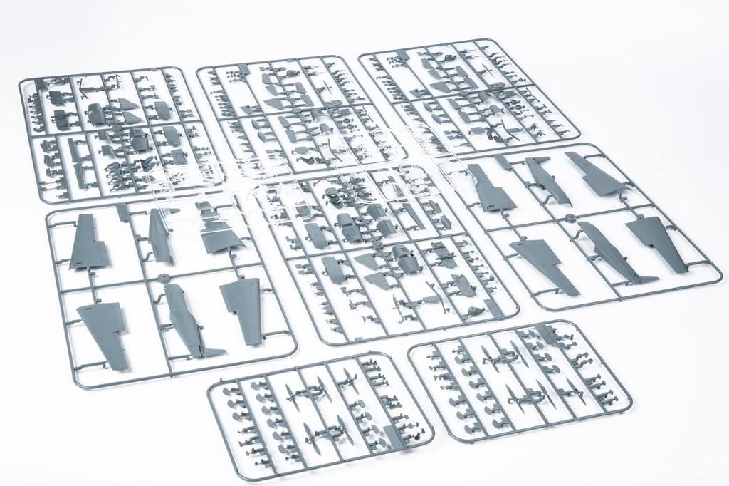 Eduard Dual Combo Limited Edition Zlin Trenale Trainer Plastic Model Kit EDU11152 1/48 Z-226