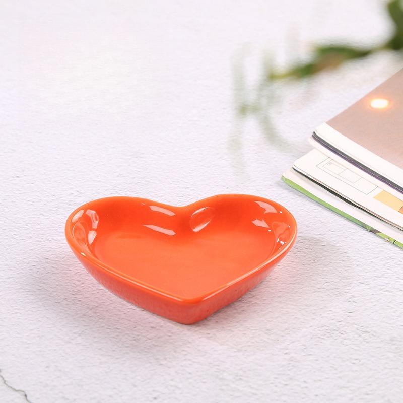 Heart Shaped Ceramic Seasoning Dish Mini Sauce Plate for Pickle Snack Dipping Home Kitchen Restaurant