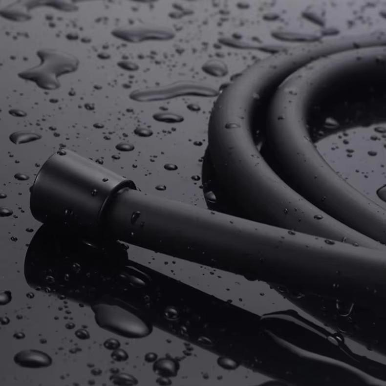 1.5/2.0/3.0/4.0M PVC High Pressure Silver & Black Smooth Shower Hose For Bath Handheld Head Flexible 360° Rotation
