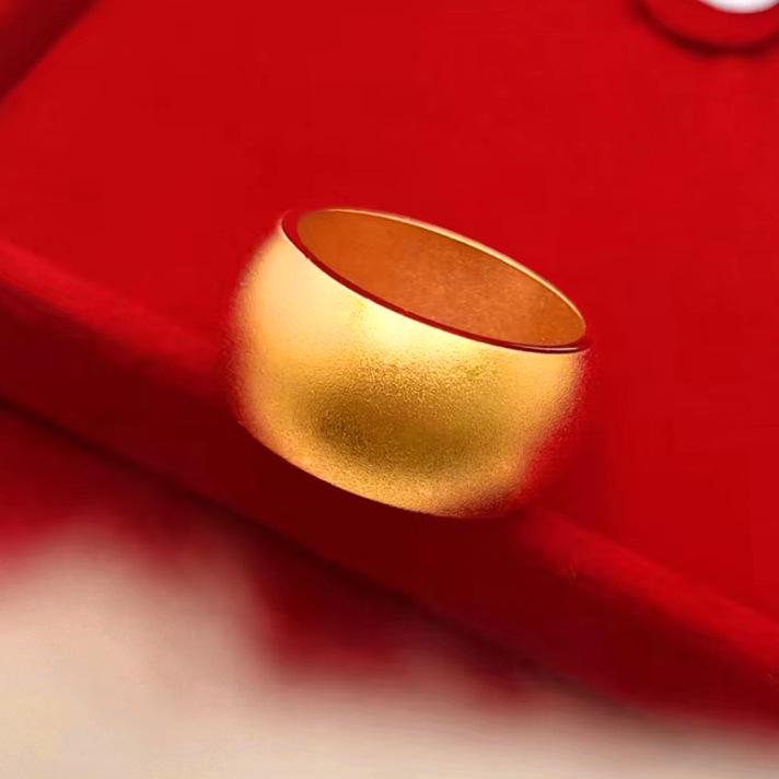 

Retro Gold-Plated Wide Band Ring with Sandblasted Finish 10#