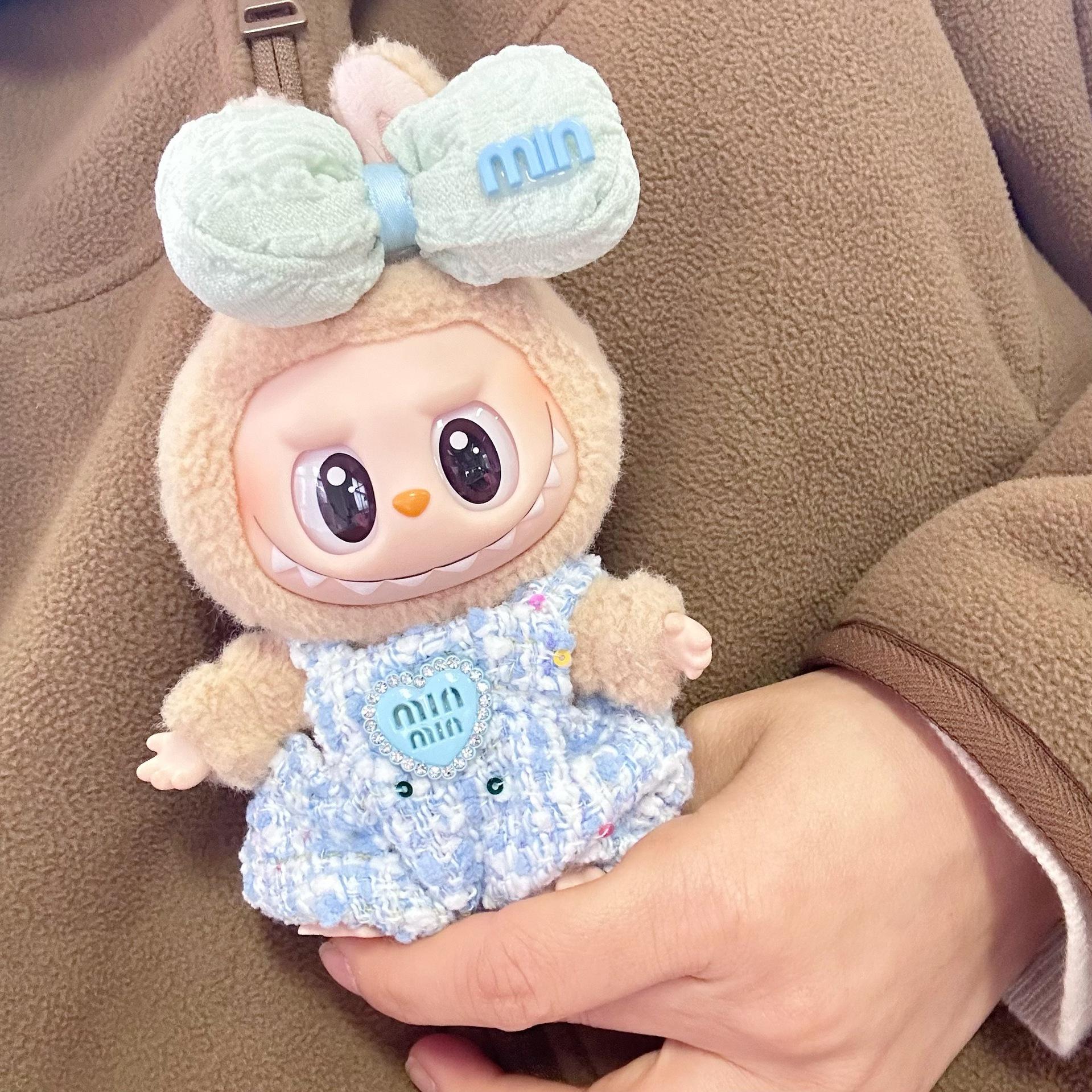 

Одяг для ляльок Labubu розміром 17 см. Симпатичний міні-плюшевий одяг для ляльок The Monster Outfit Аксесуари Перламутрова міні-рожева сукня принцеси no doll